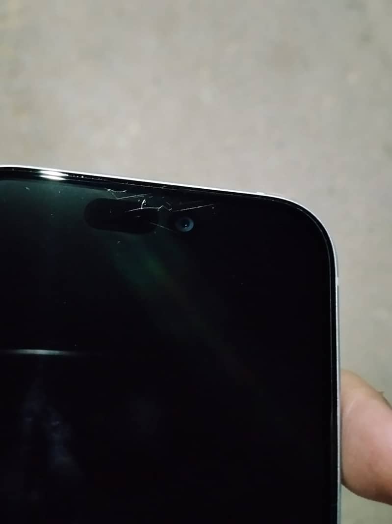 Apple iPhone 15 6