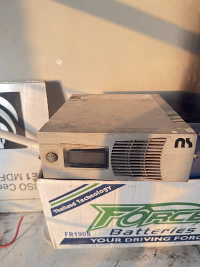 Ups and battery for sale in good condition