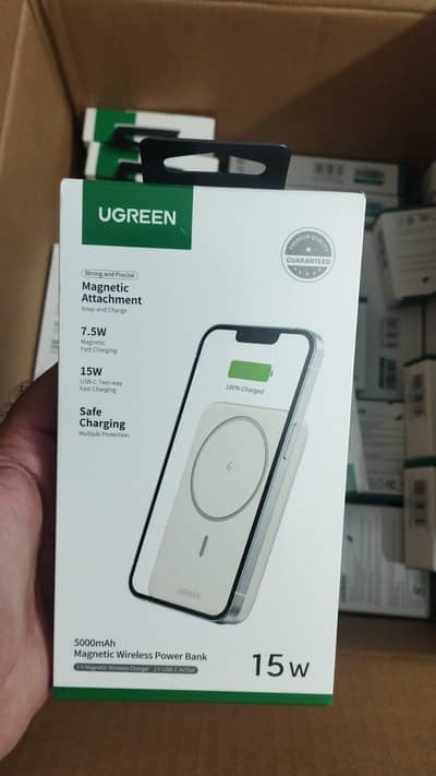UGREEN 25207 Magnetic Power Bank 5000mAh PD Fast Charging USB-C