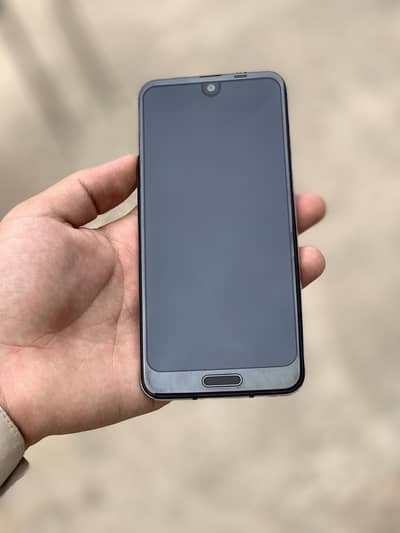 Aquos R2 NON PTA 4/64gb gaming phone