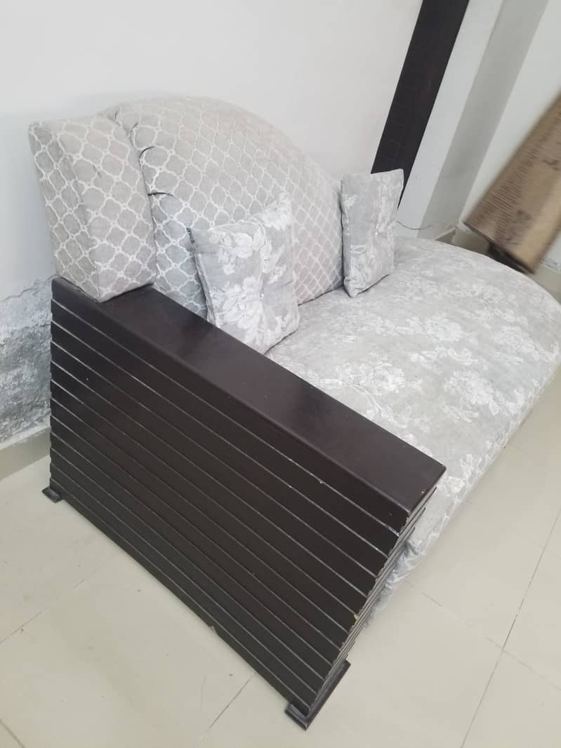 Sofa couch 1