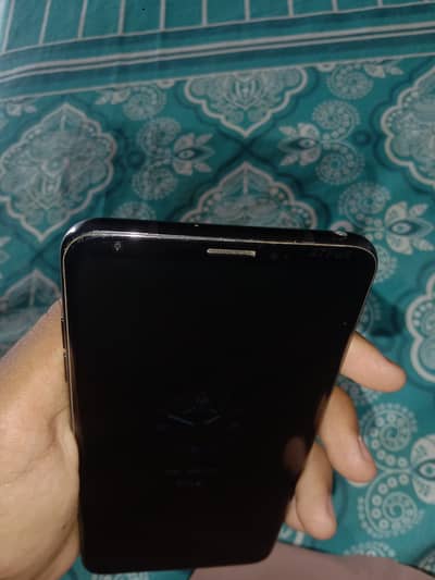 LG V30