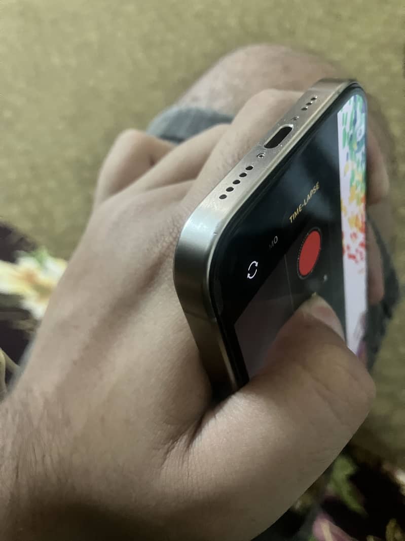 Iphone 15 pro JV 2