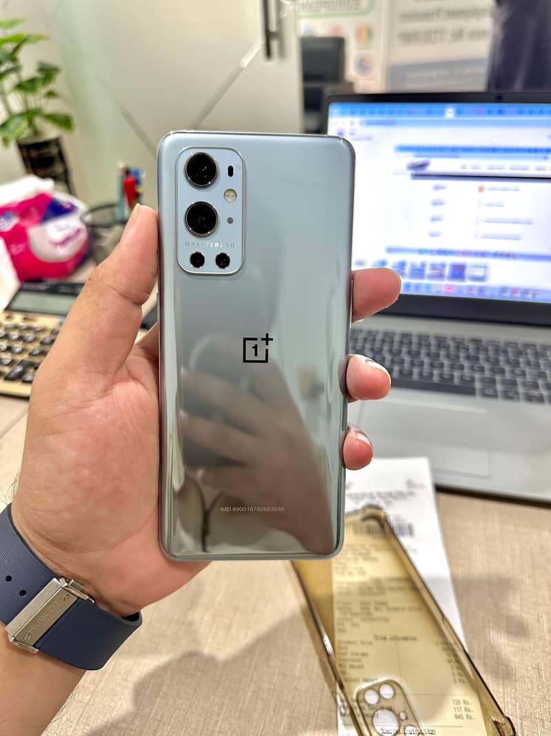 OnePlus 9 pro 0