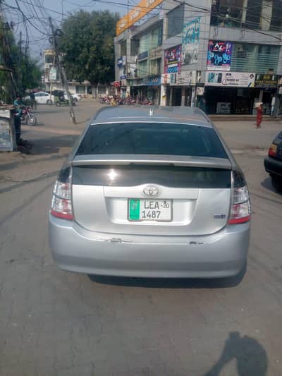 Prius silver 2004 modal