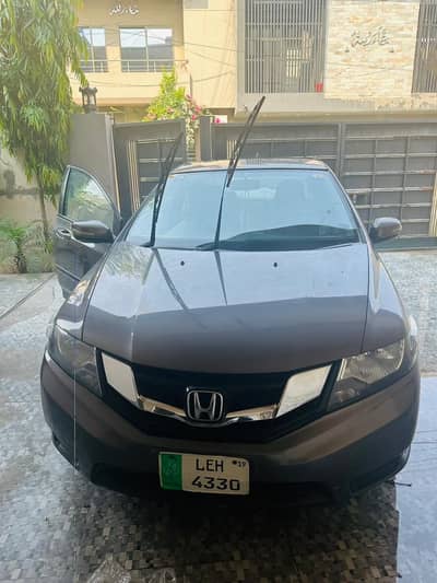 Honda city 1.3 total genuine.