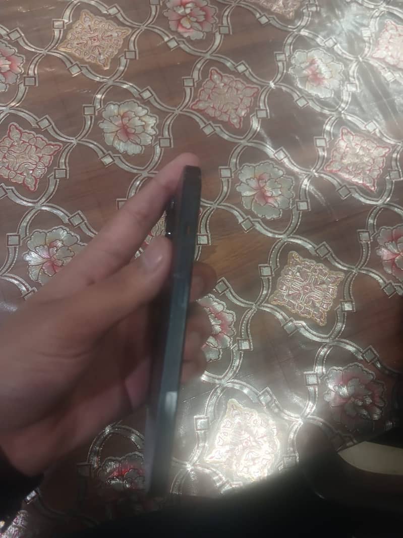 Iphone 14 3