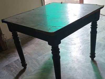3 bed side tables. . . for sale b block johar town لاہور