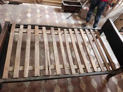 One single bed old design original Diyar wood