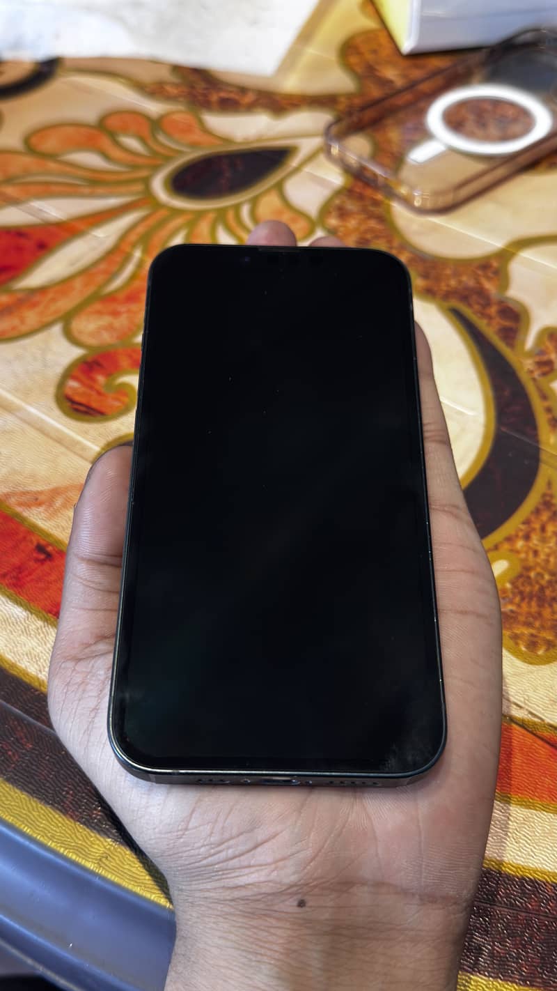 Iphone 14 jv 3
