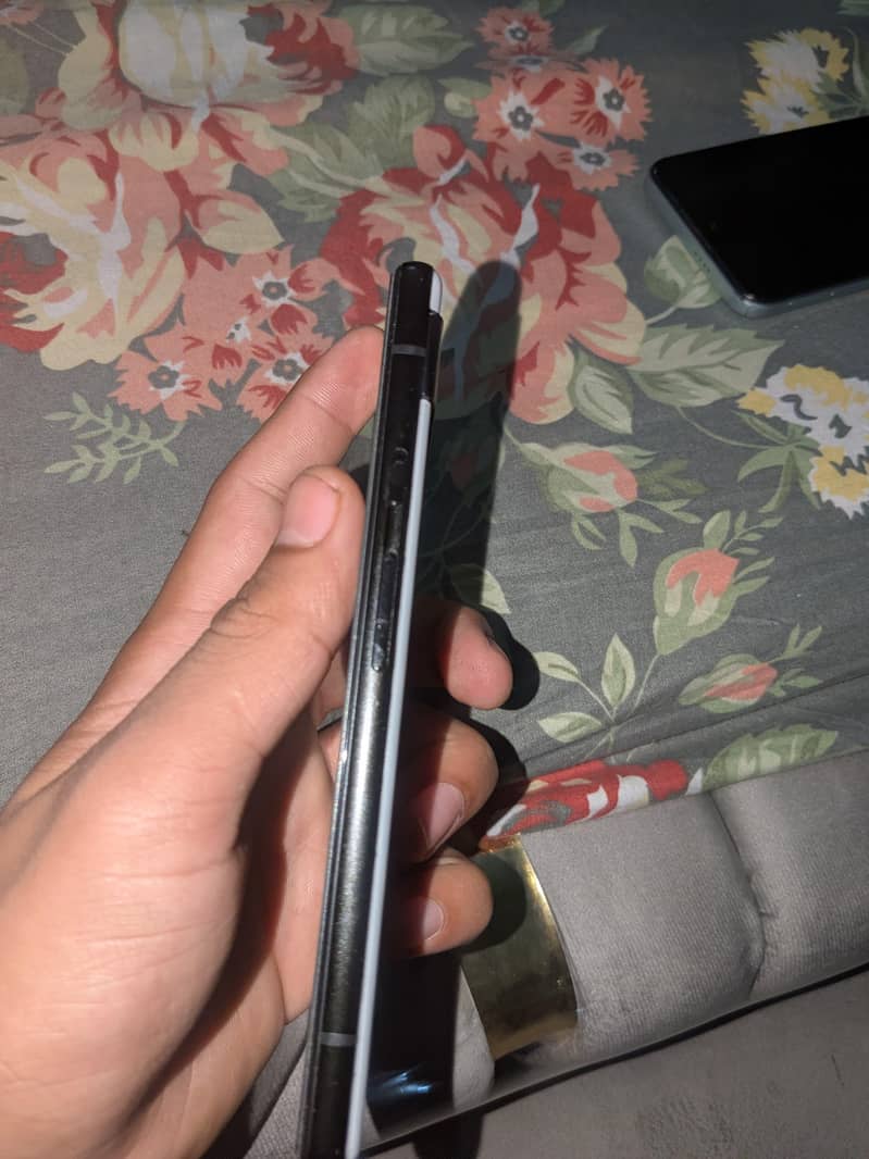 Google Pixel 6A 2