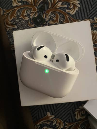 Apple AirPods 4 Active Noise Cancellation