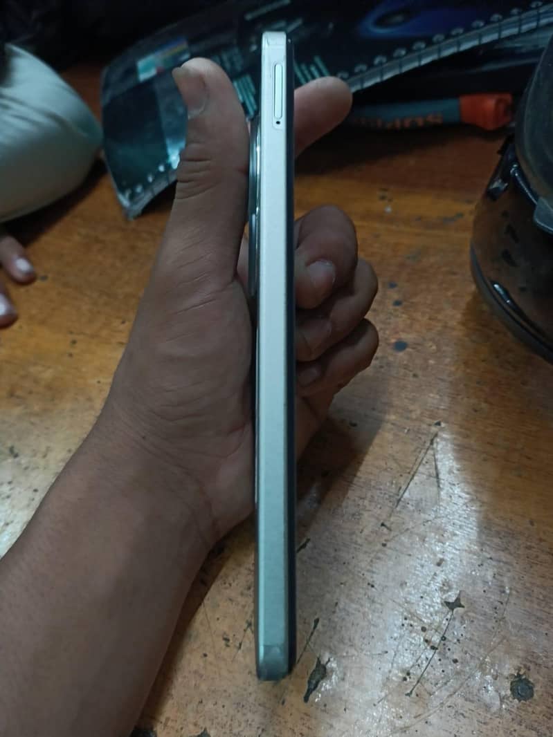 POCO C75 4