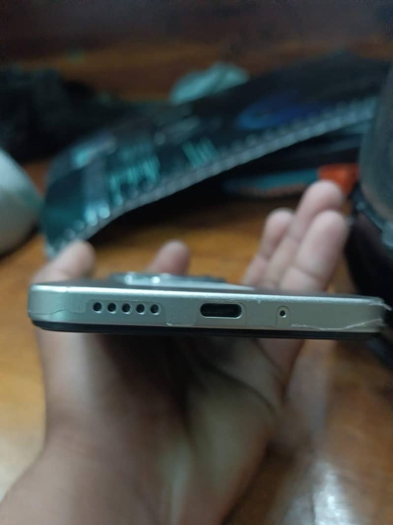 POCO C75 6
