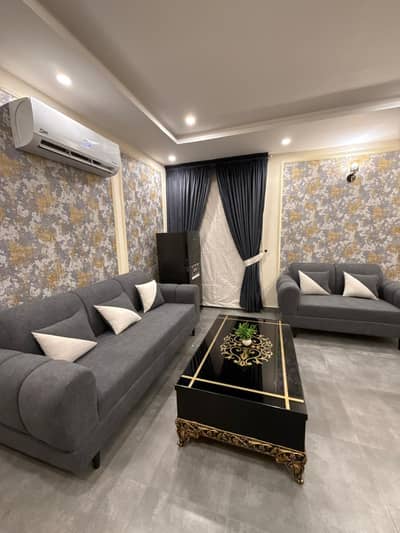 1 Bedroom VIP Full furnish flat per day available in Bahria town Lahore 0300 4561276