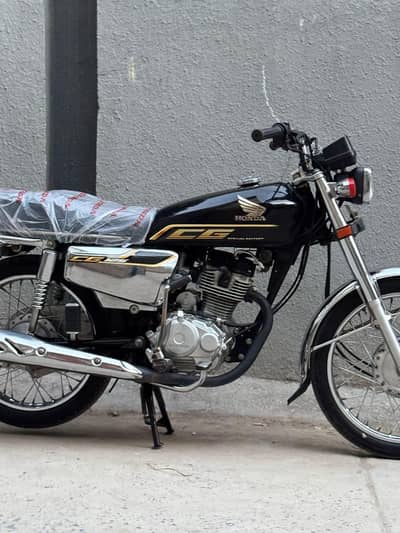 Honda 125 2022 Model SE Sulf Start
