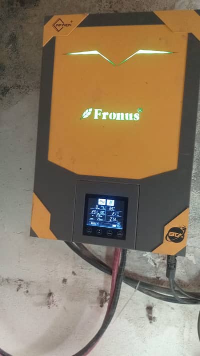 FRONUS UPS 3.6 kv