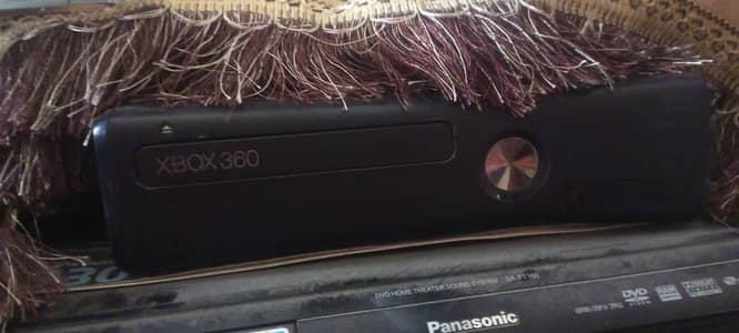 Xbox 360 Slim