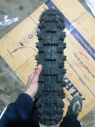 120/90-18 Trail bike back tyre