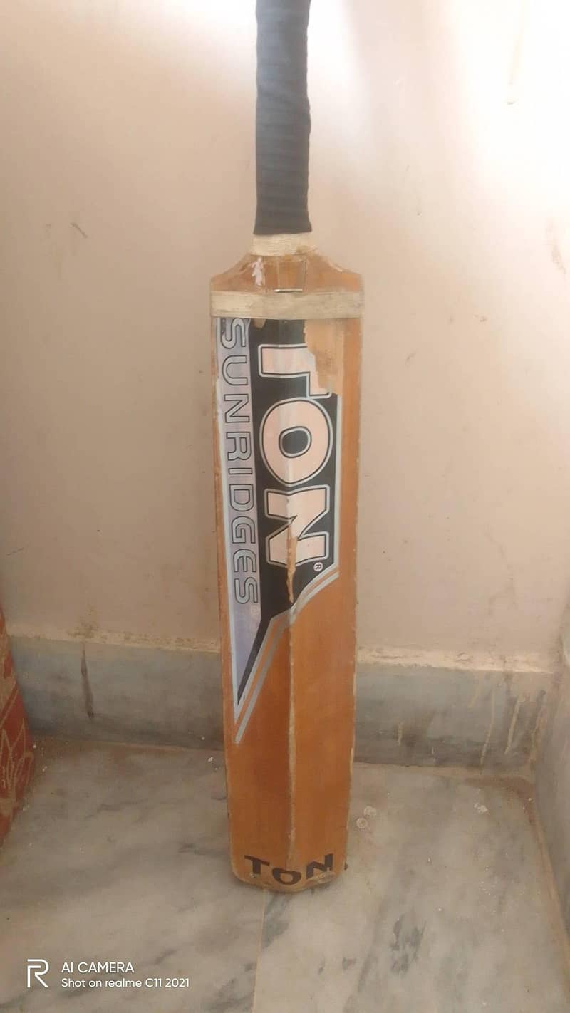cricket bat 4