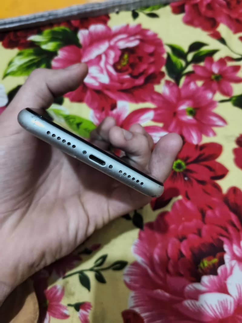 iphone xr 3