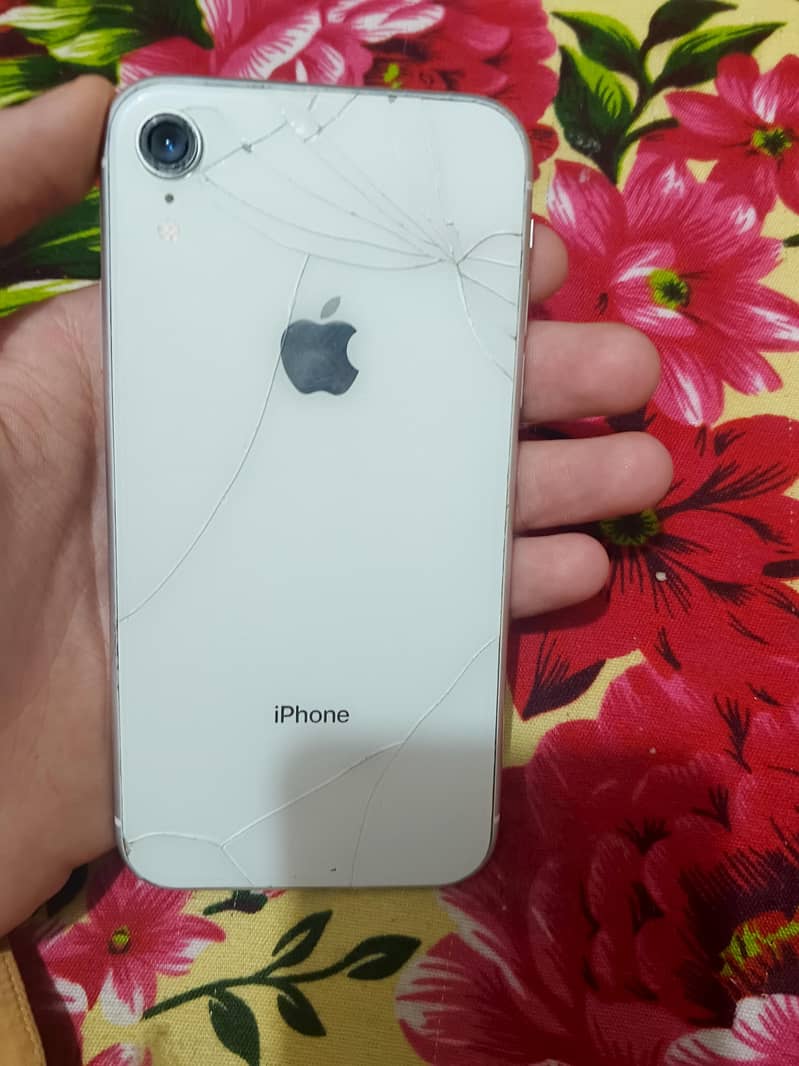 iphone xr 4