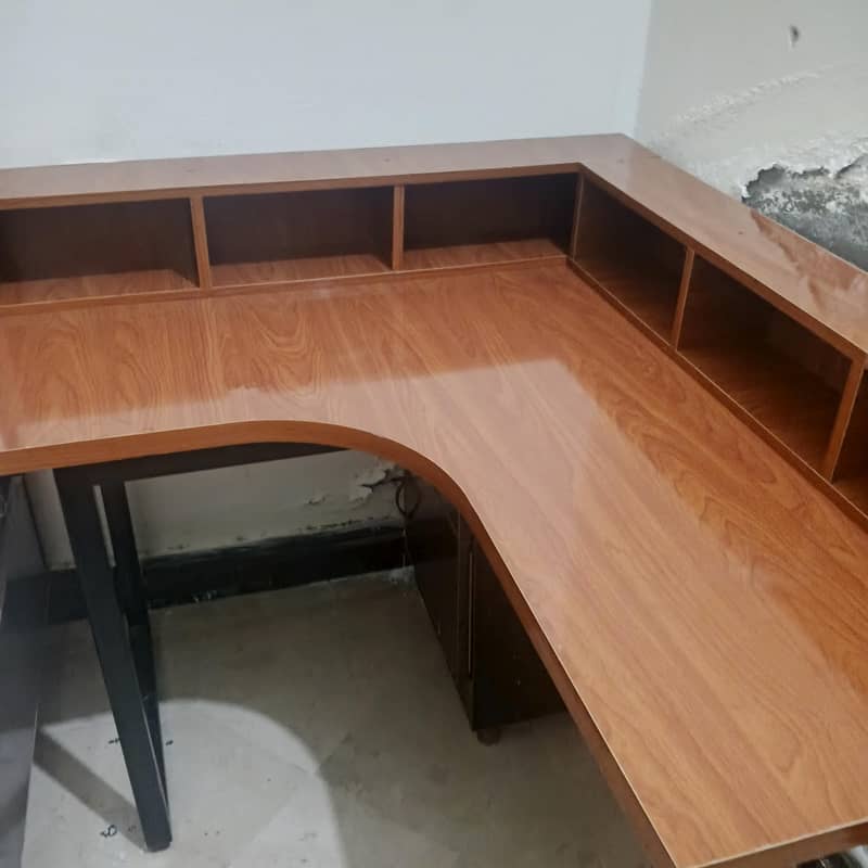 study/ side table 1