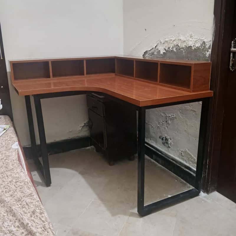 study/ side table 4