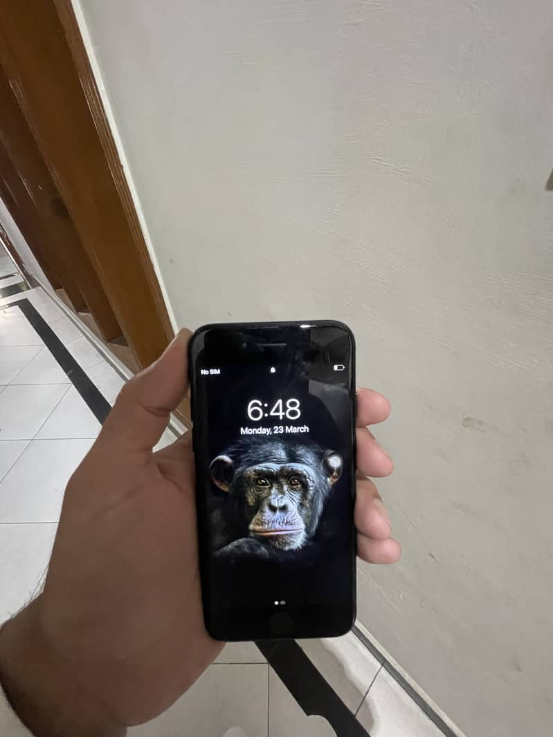 Apple iPhone 7 3