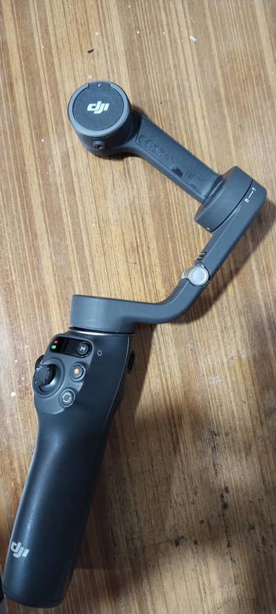 DJI OM SMARTPHONE GIMBLE