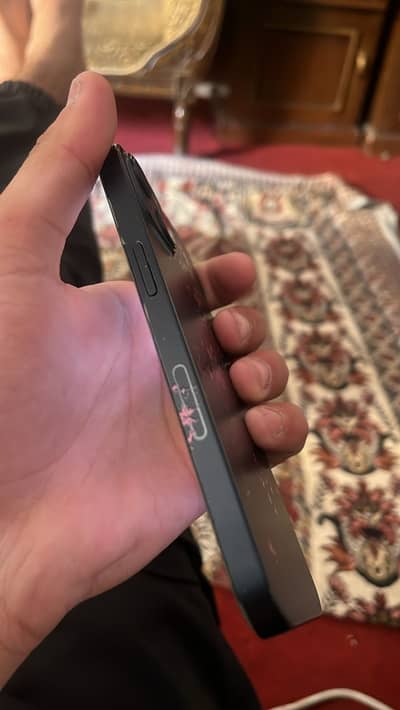 IPHONE 13 jv