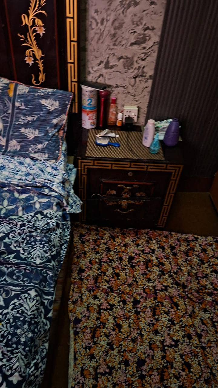 complete bedroom set 0
