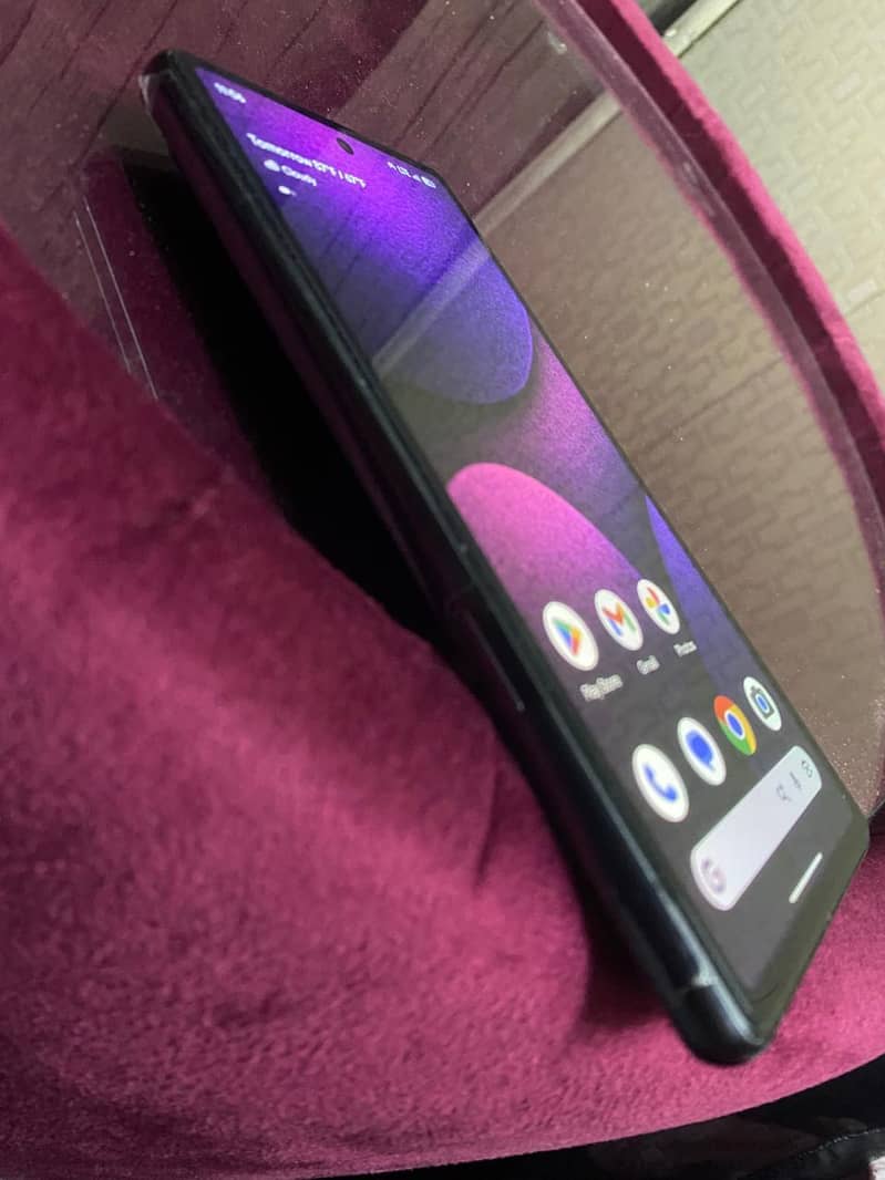 Google Pixel 7a 4