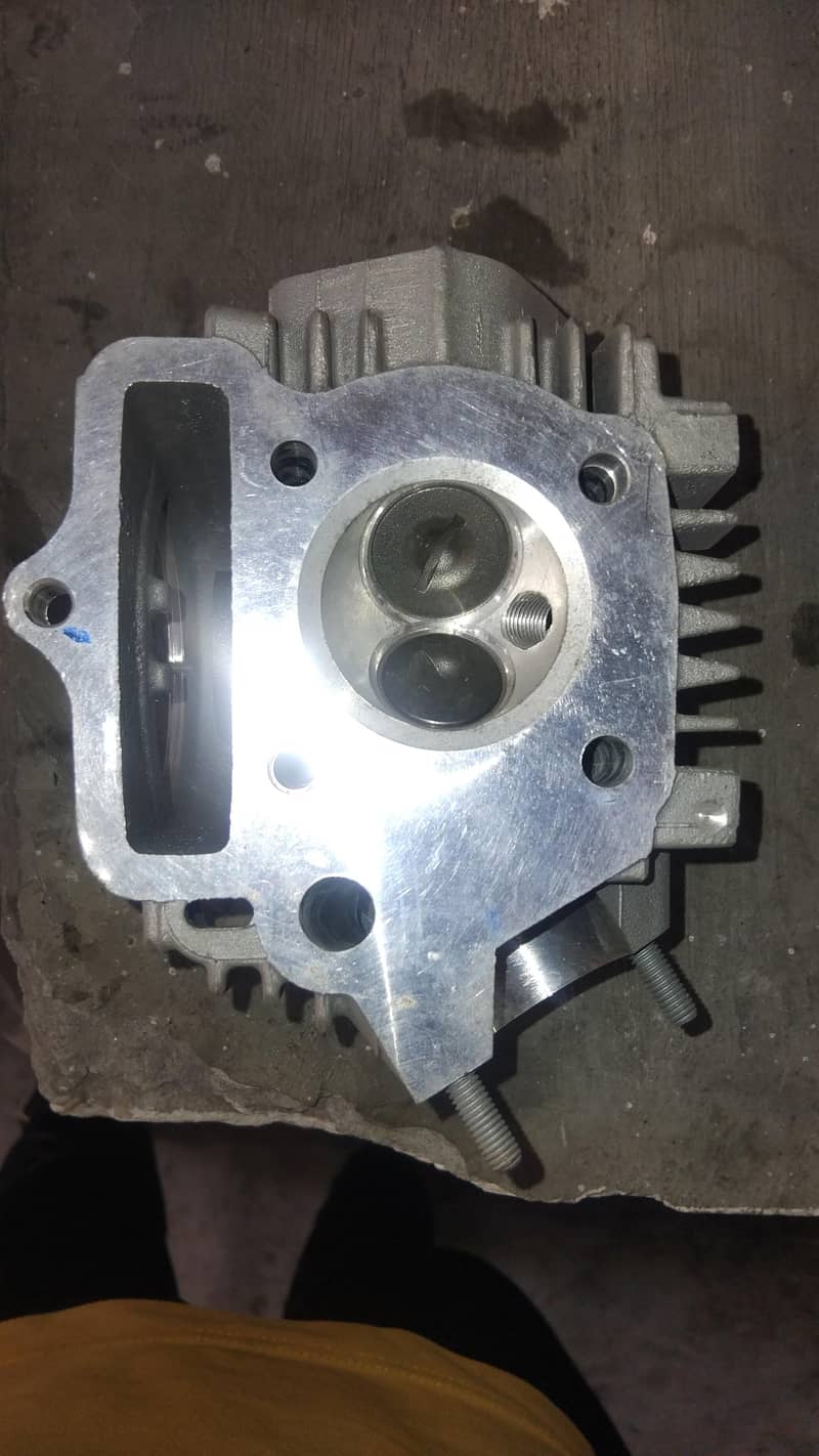CD 70 Head 1