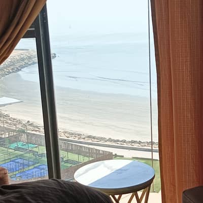 EXCLUSIVE 2-BEDROOM SEAVIEW APARTMENT | CORAL TOWER 1