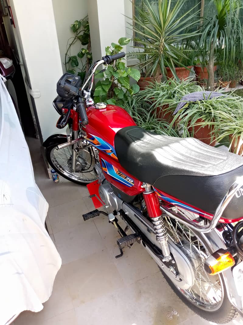 بائیک میں کسی قسم کا کوئی کام نہیں ہے نیو بائک ہے 0