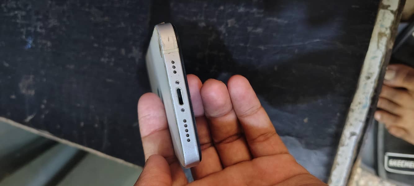 iphone 12 3