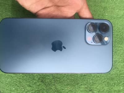 Iphone 12 pro max jv waterpack all Ok battery 82 percent