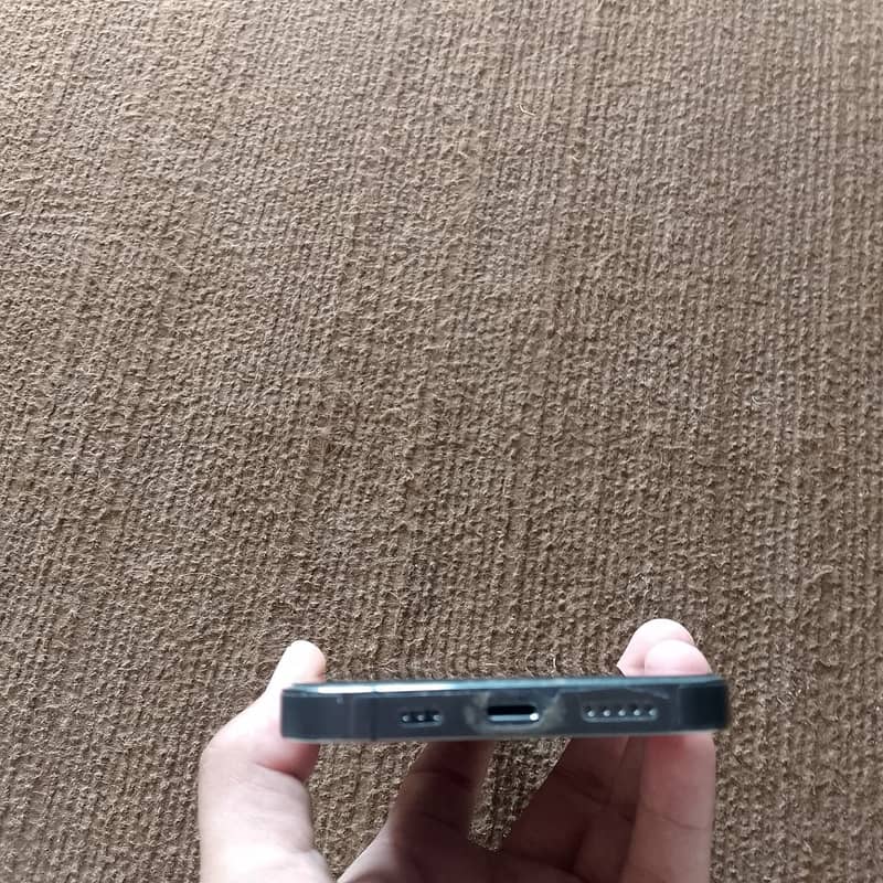 Apple iPhone 14 Pro 2