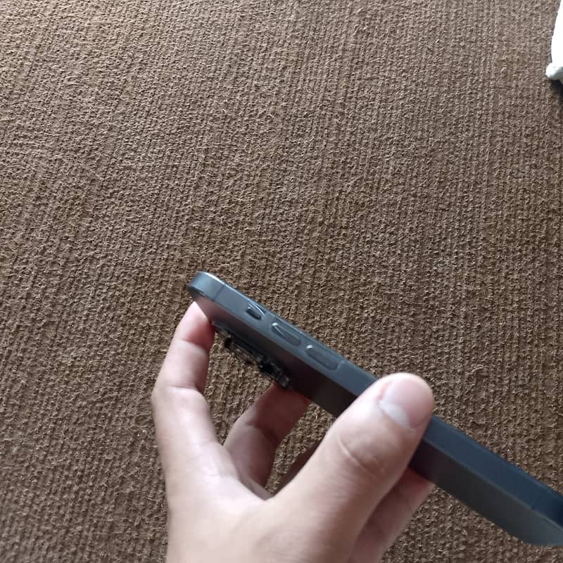Apple iPhone 14 Pro 3