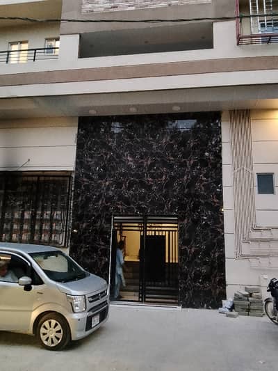 Luxury 3 Bed Drawing Dine-in Flat For Sale