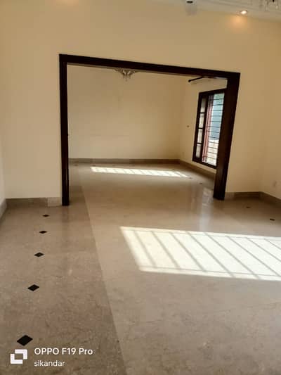 SPACIOUS UPPER PORTION |500 SQYD| FOR RENT IN PHASE 5DHA KARACHI