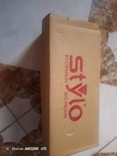 Golden Party Wear Heels Sandals Size 39 – Like New