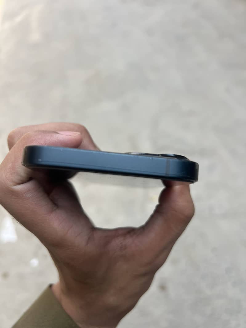 Iphone 13 3