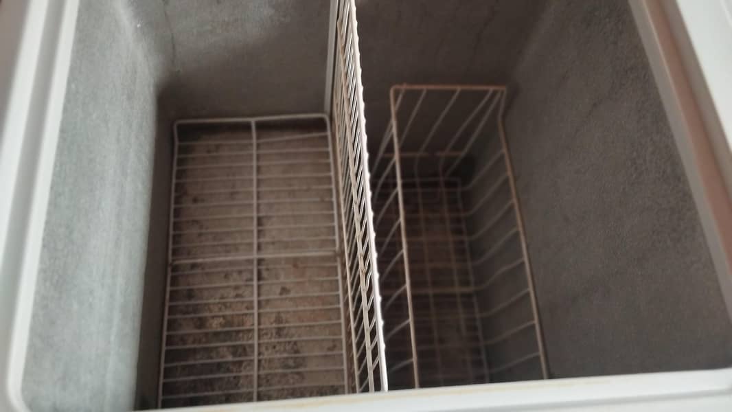 DEEP FREEZER 3