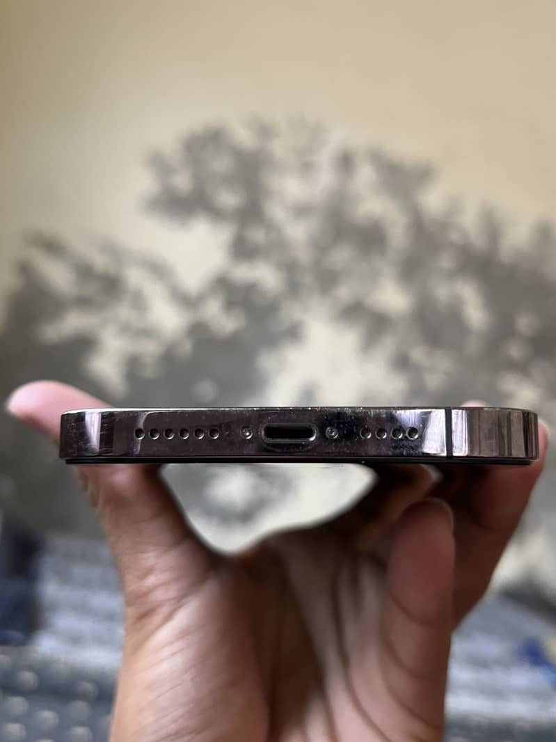 Iphone 14 pro max 3
