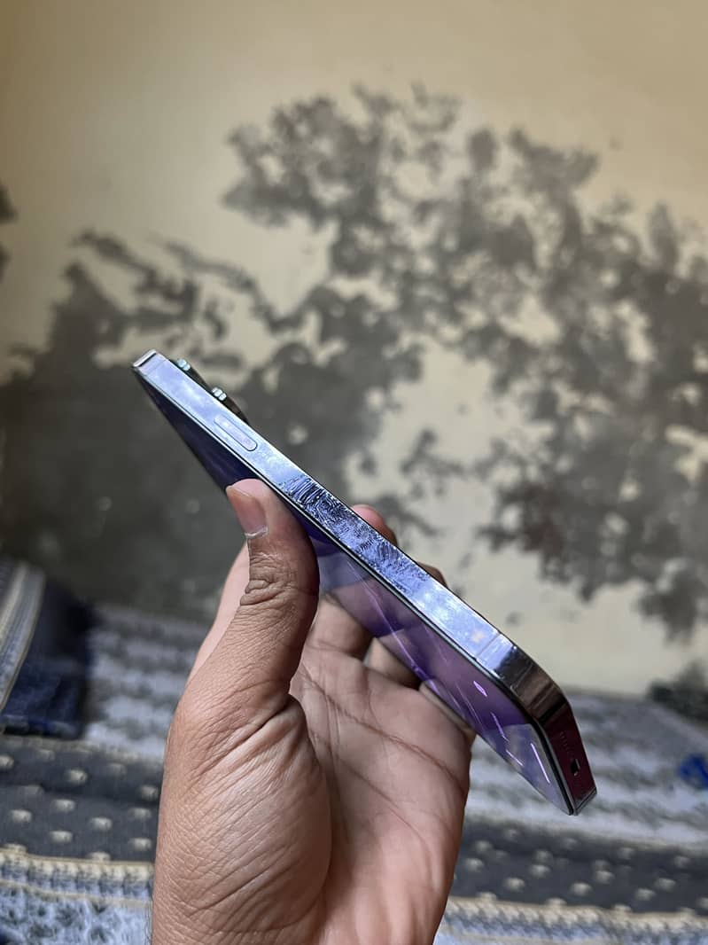 Iphone 14 pro max 5