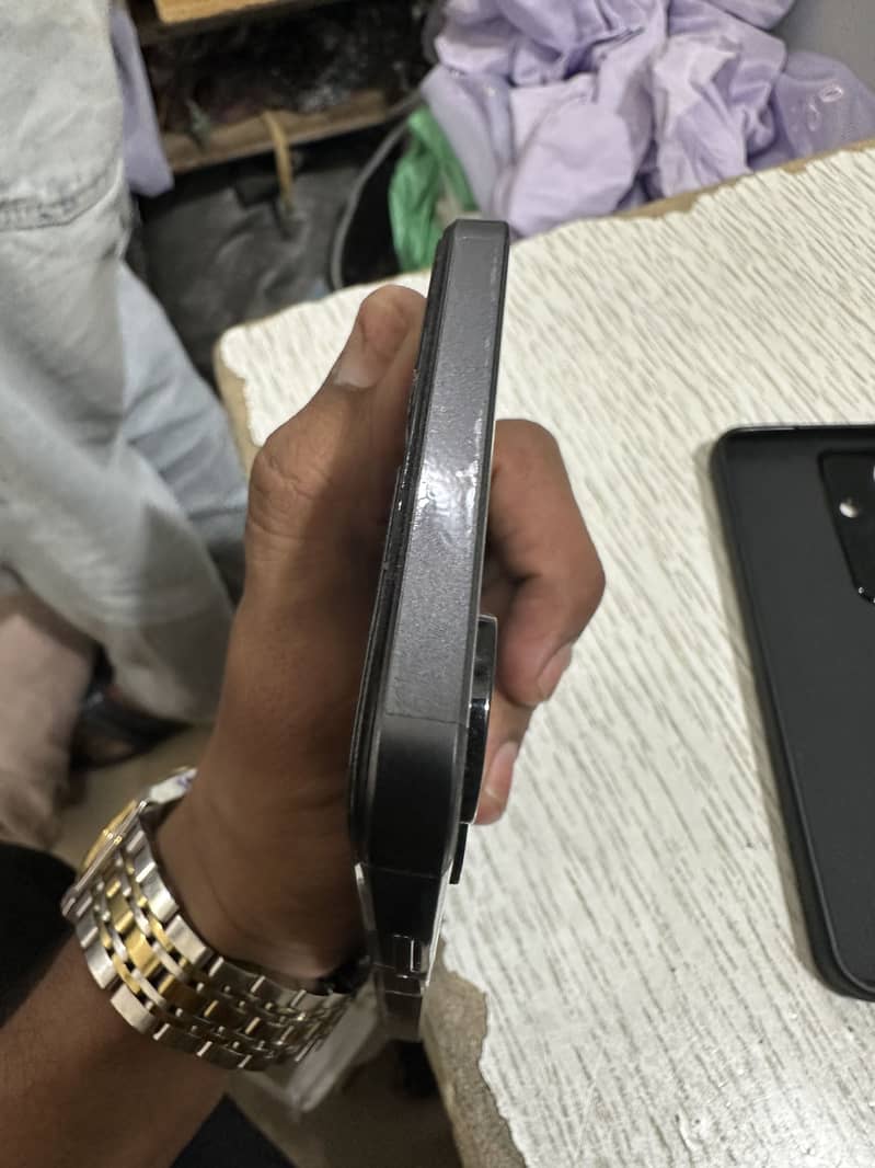 Realme 4