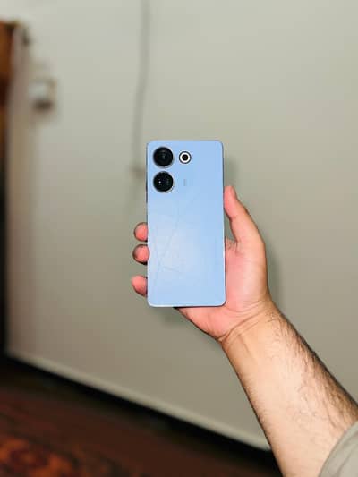 TECNO CAMON