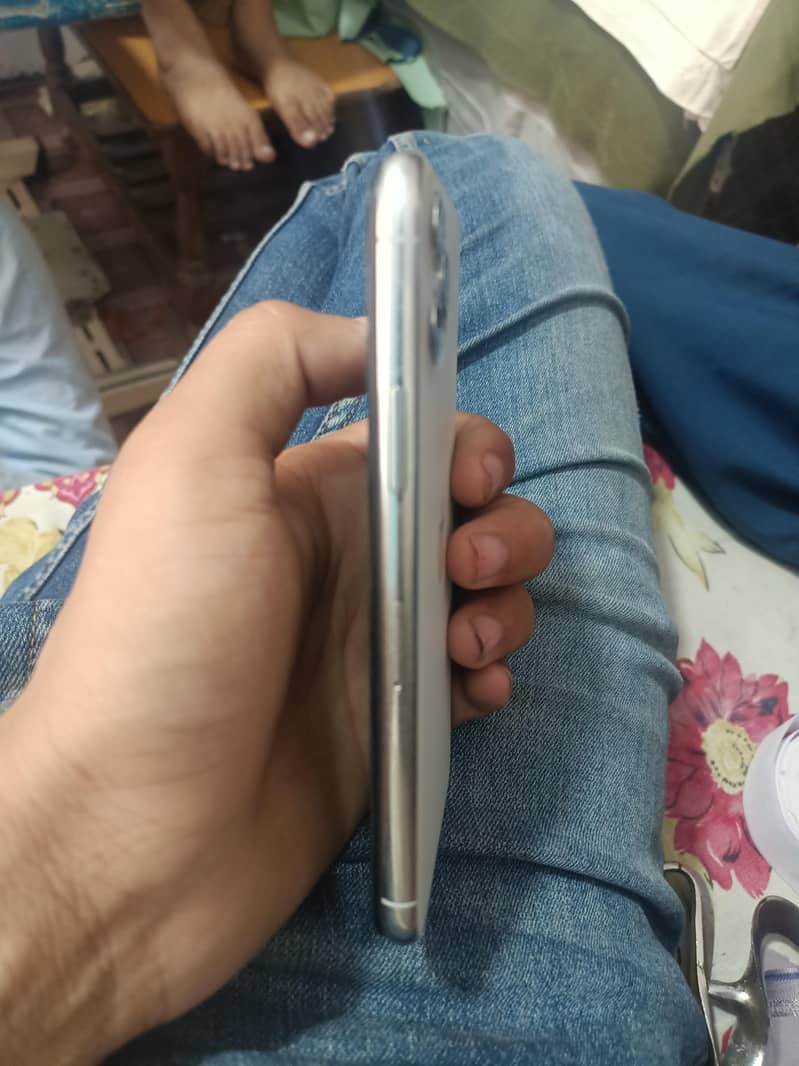 iphone 11pro 5